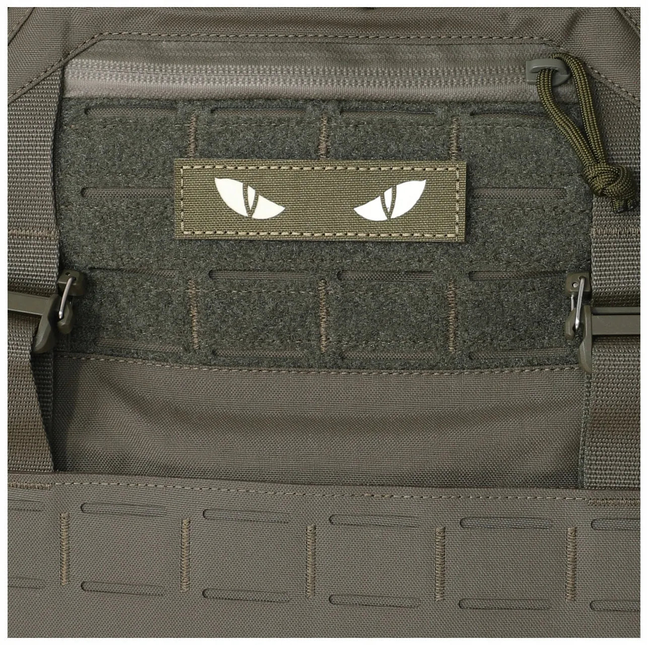 Naszywka na rzep Dominator Cat Eyes fluorescencyjna Olive